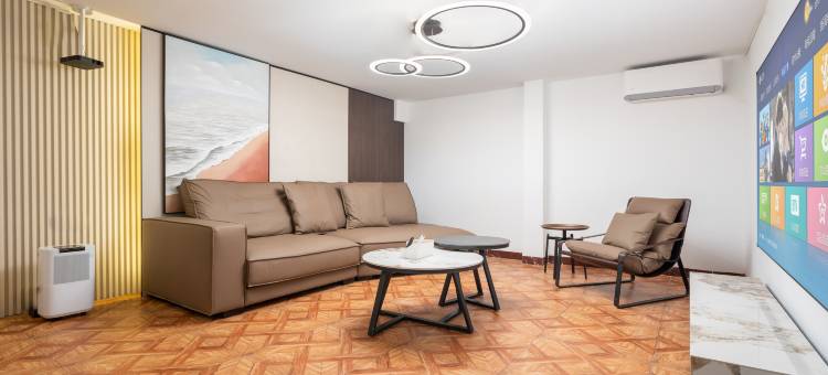 蔚莱港湾泳池度假别墅(三亚湾凤凰机场店)图片