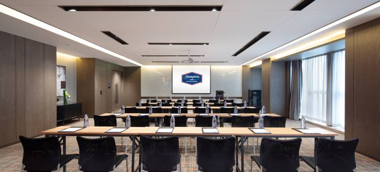 天津站希尔顿欢朋酒店图片