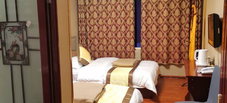 德格康巴汉子宾馆图片