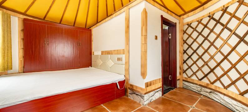 元都牧府蒙古包庄园(乌兰布统景区店)图片