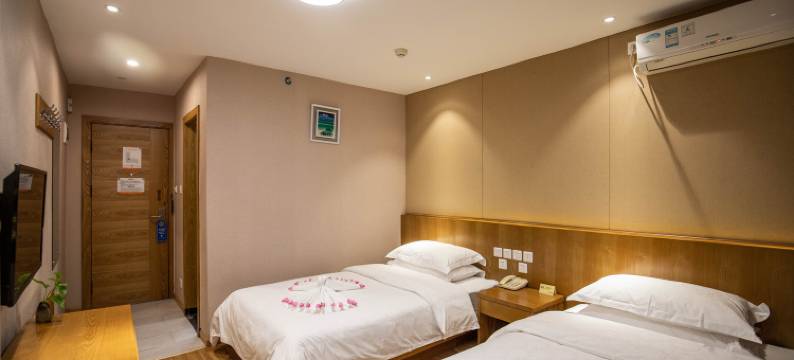 金泉商务酒店(延安医院昆明南屏街店)图片