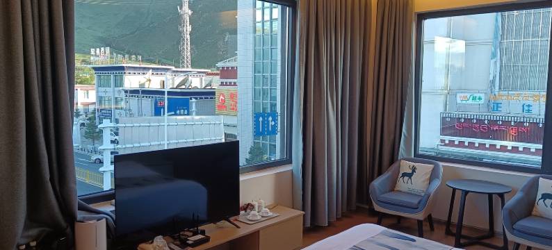墨竹工卡彼岸酒店图片