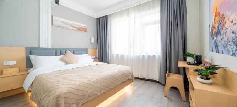 零壹智能影音酒店(桂林高铁北站店)图片