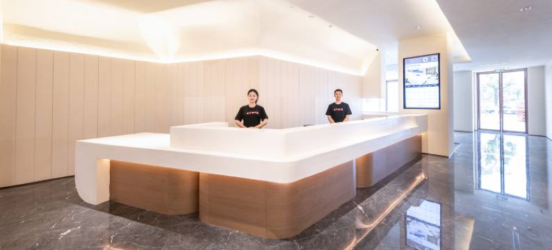 南京金马路地铁站亚朵酒店图片