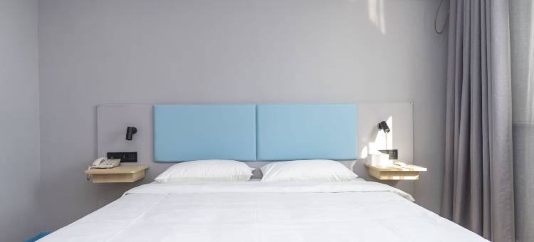 网鱼电竞酒店(青岛香江路濠洼步行街店)图片