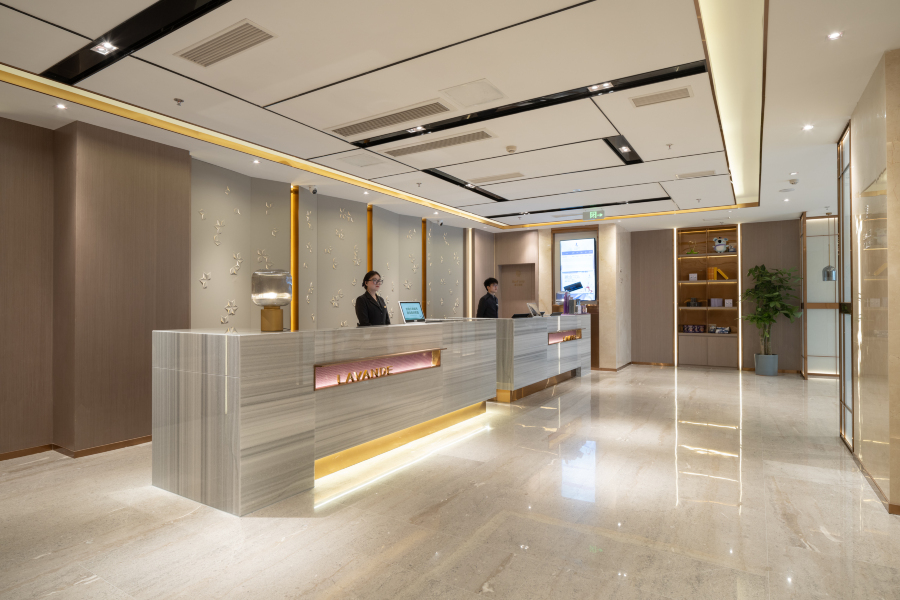 Lavande Hotel (Chengdu Tianfu Square) Hotel Overview