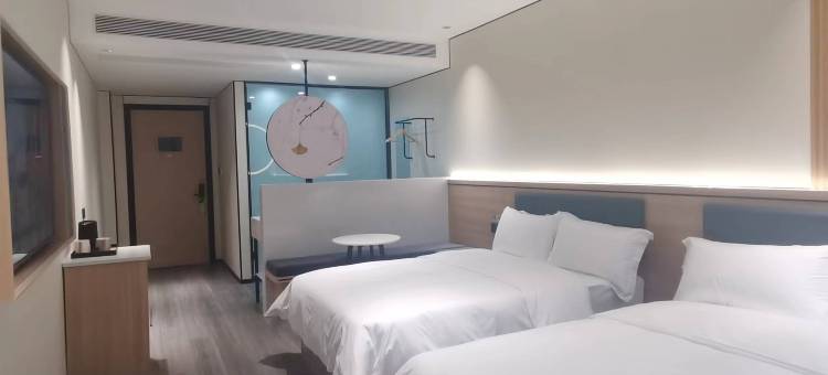 青季酒店(重百江津商场商业步行街店)图片