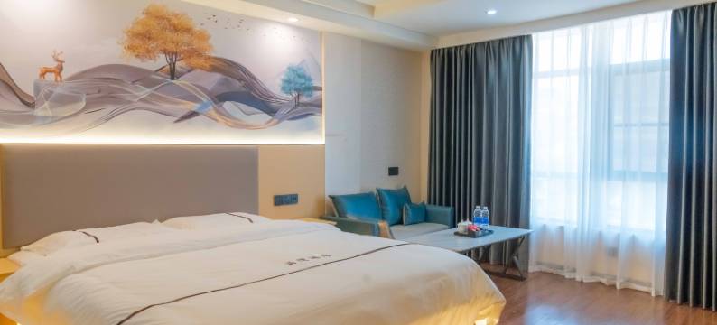 兴宁丽湾酒店(兴一广场火车站店)图片