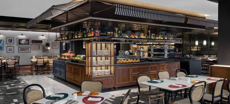 深圳前海华侨城艾美酒店图片