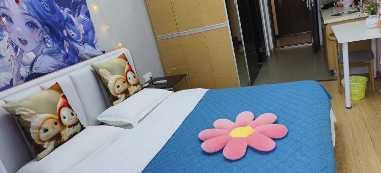 重庆荭枫民宿(尖顶坡地铁站龙湖U城天街店)图片