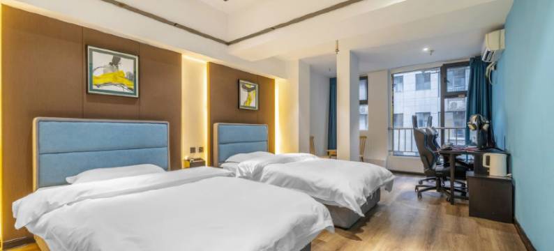 蜗住电竞酒店(江北国际机场店)图片