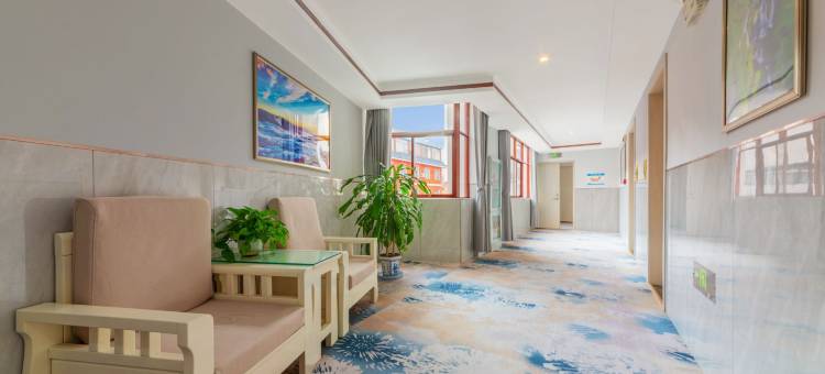 兴隆大酒店(镇沅客运站哀牢小镇店)图片