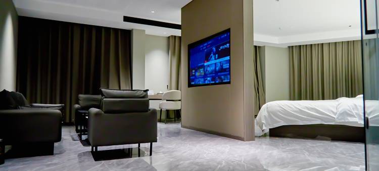 前程酒店(欧洲假日店)图片