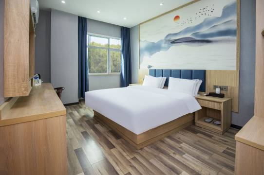 清沐酒店(句容御湖新天地店)