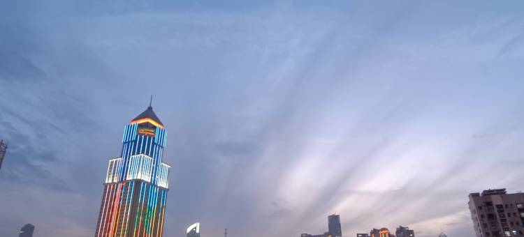 悦汐小舍(江汉路步行街店)图片