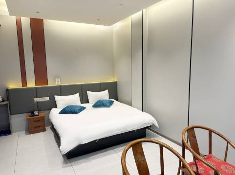 太原枫华酒店(工商学院南校区店)