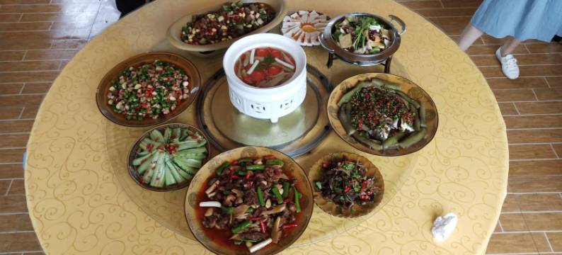 石柱野猪林山庄图片