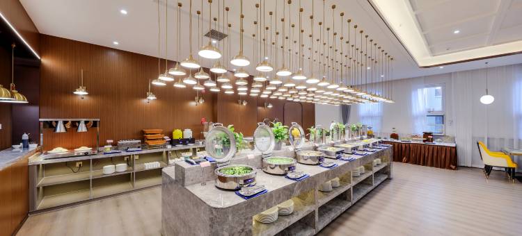 尉犁太阳古城兰欧国际酒店图片