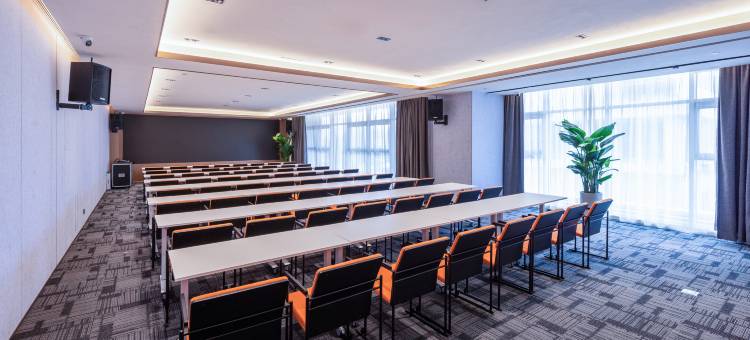 日照潍坊路亚朵酒店图片