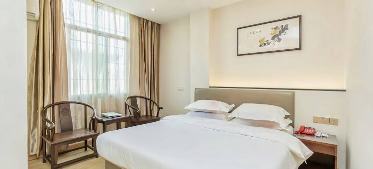 兰庭商务酒店(莆田仙游汽车站三凌广场店)图片