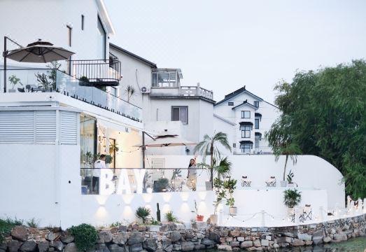 Suzhou BAY Chunhuiwan HomestayHotel Overview