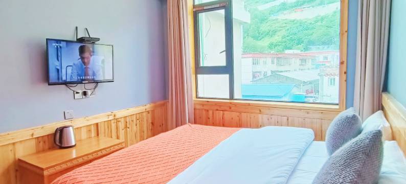 康定博贡噶民宿(318国道康定中学店)图片