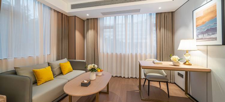 铂顿国际公寓(珠海海滨泳场情侣路店)图片