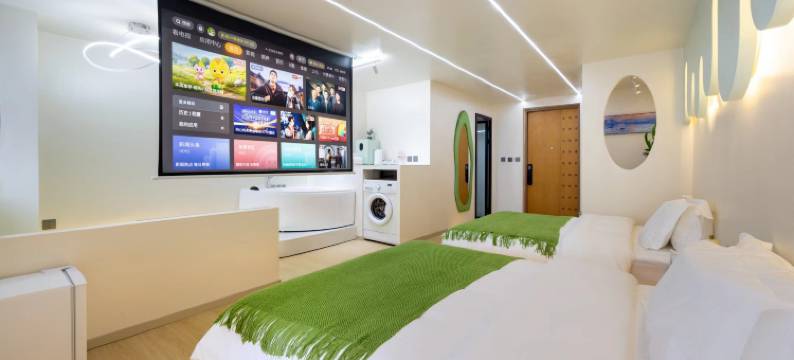 玖悦居・简白梦幻轻奢浪漫影音氛围美宿(沈阳中街大悦城店)图片