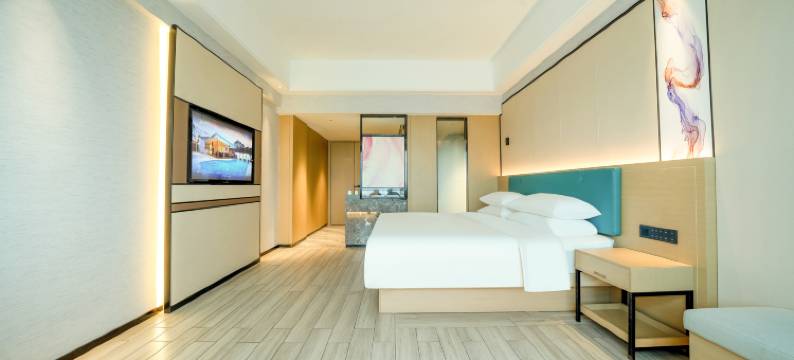 盛凯伦国际酒店(临高汽车站店)图片