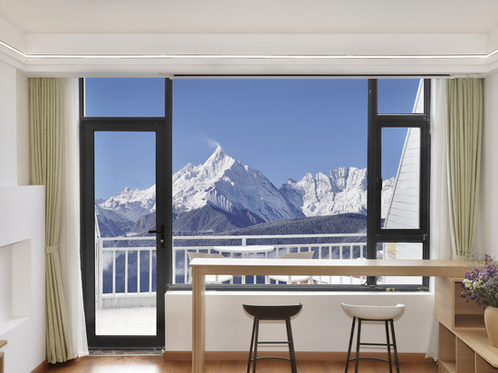 明珠拉卡雪山观景酒店(飞来寺梅里雪山景区店)