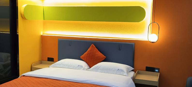 初遇·美宿CYHOTEL(麒麟店)图片