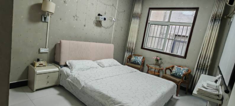 西安开心酒店(培华学院店)图片