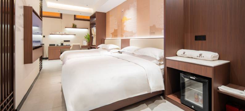 白云之下客栈图片