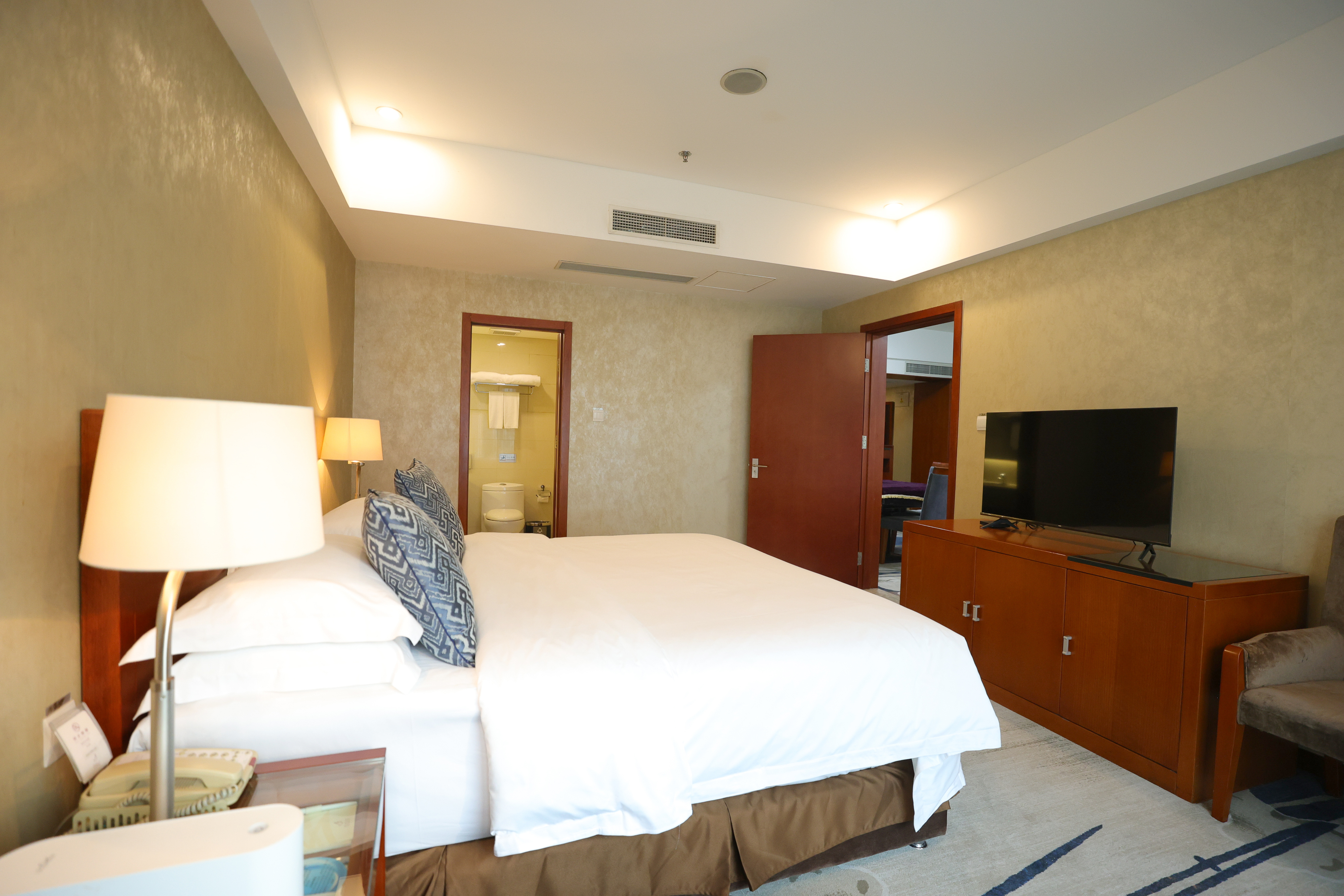 Sandalwood Hotel Over view