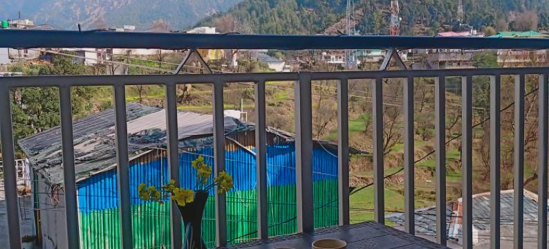 位于萨托瓦里的4卧室-500平方米|带4个独立浴室(Check-in & Chill)图片