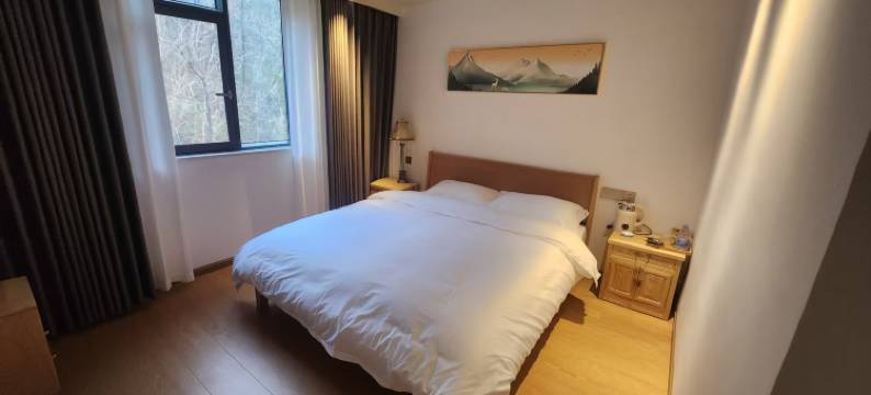 逺山霁月民宿图片