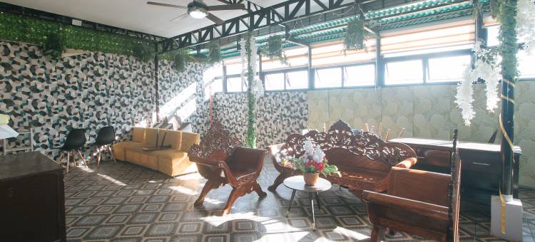 RedDoorz @ Casa Barcelona Condotel图片