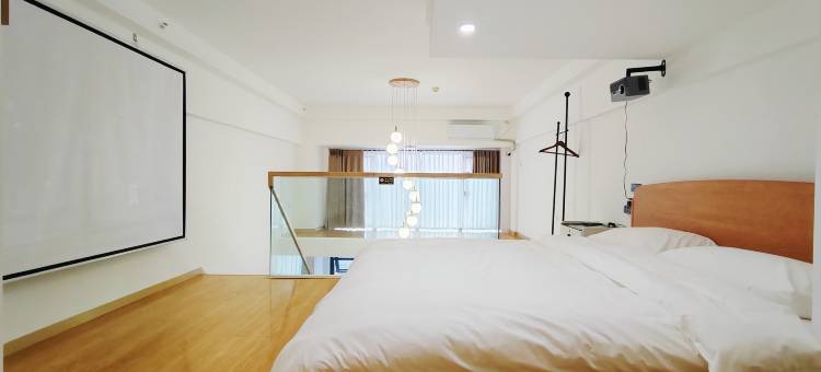 水云轩观影民宿(巩义正上豪布斯卡店)图片