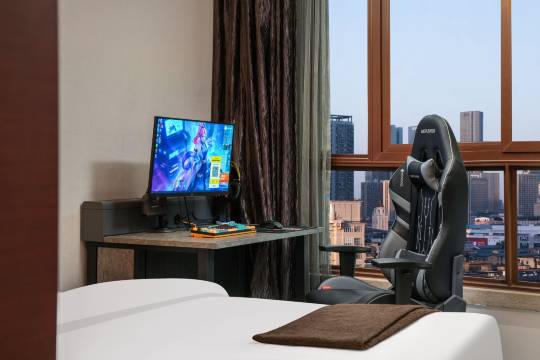 长沙云鹊电竞民宿(星沙中茂城店)