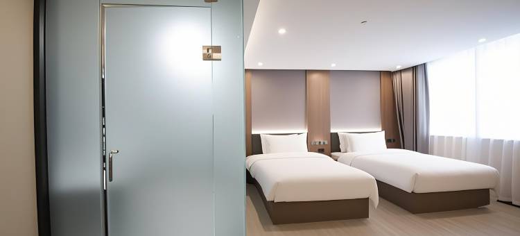 悦枫酒店(漯河食品工程职业大学新校区店)图片