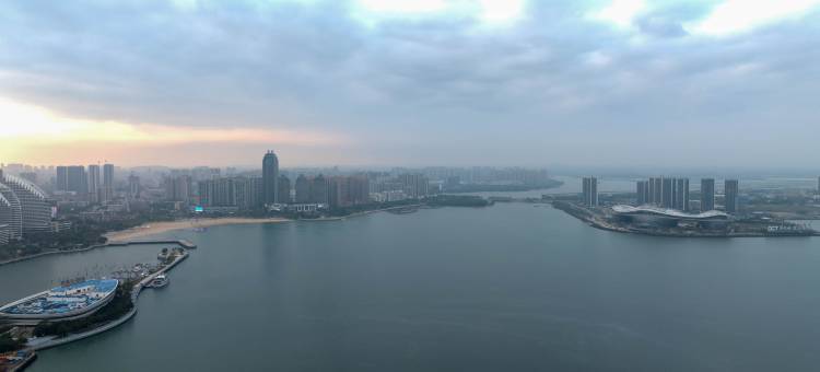 檀悦海景酒店(湛江金沙湾沙滩万达广场店)图片