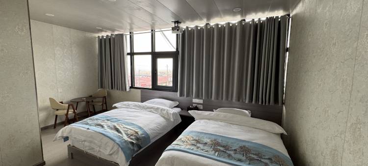 冈仁波齐金山客栈图片