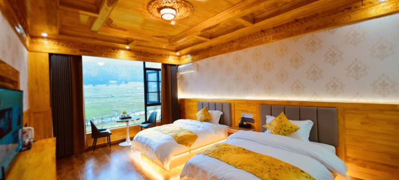 加拉白垒峰民宿图片