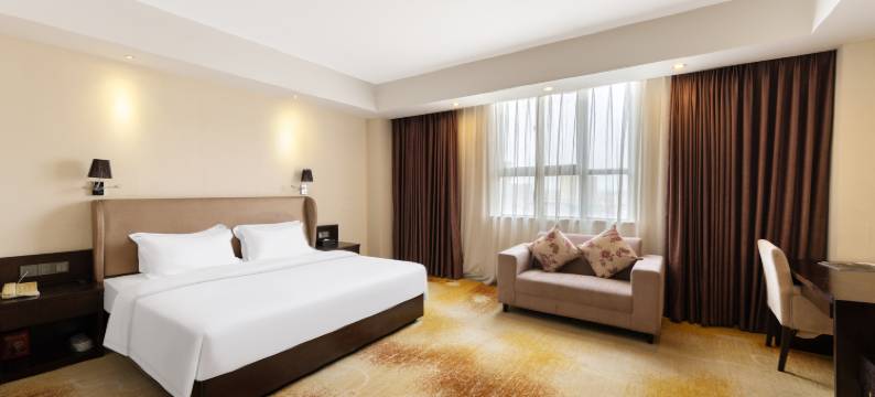 洲游国际酒店(晋江安海安平桥店)图片