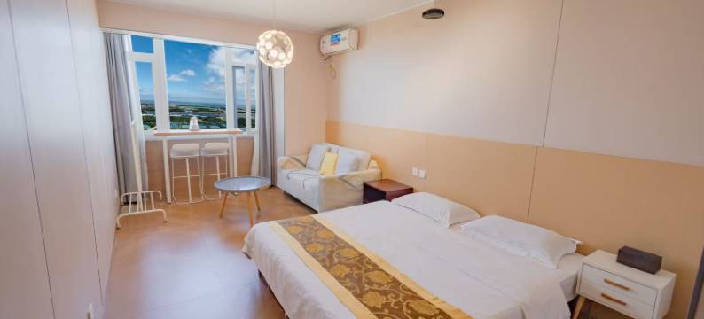 V蓝伴海海景公寓(日照万达广场店)图片