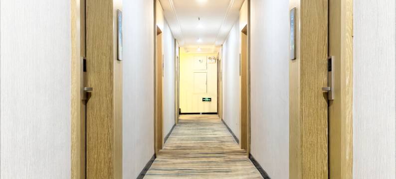 宝利来大酒店(东兴国门口岸店)图片