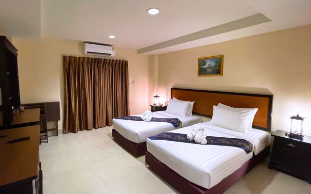 Rayong Lanna HotelOver view