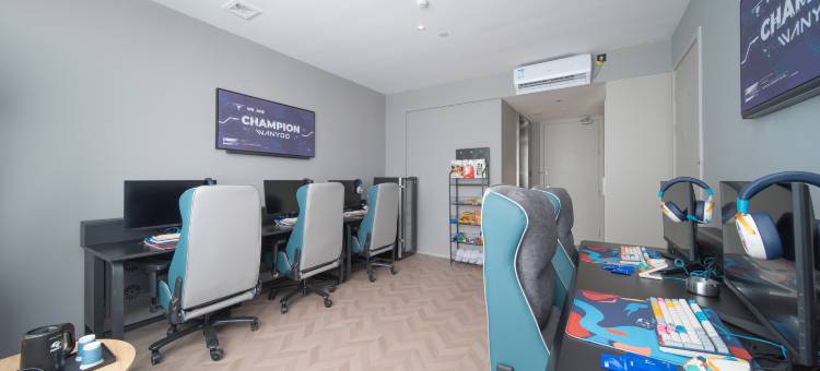 网鱼电竞酒店(李沧顺和汇店)图片