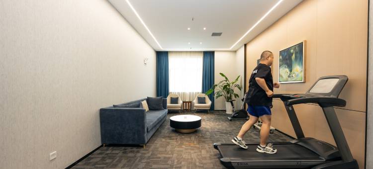 丽呈东山华悦酒店(洛阳开元湖音乐喷泉龙门高铁站店)图片