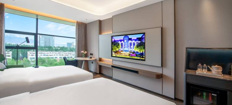 格尔木体育中心美居酒店图片